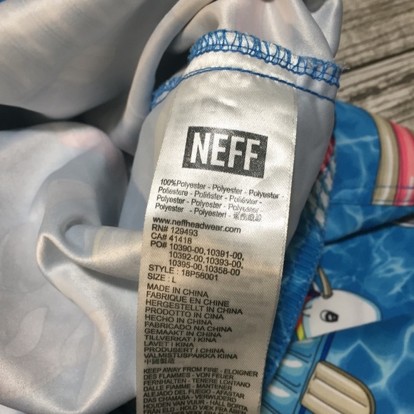 Neff Drawstring Shorts Men’s L Blue (Inseam 9) Unicorn Whale Popsicle Print - Picture 11 of 11